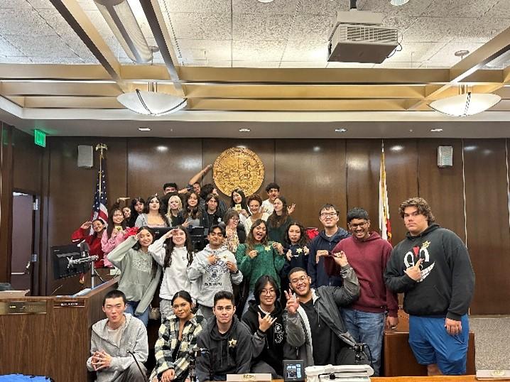 Court Tour Students